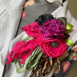 New Scrappy Flower Pin Boutique Fabric Brooch ladies modest
